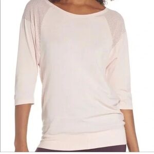 Sweaty Betty Dharana 3/4 Sleeve Top in Mauve Pink